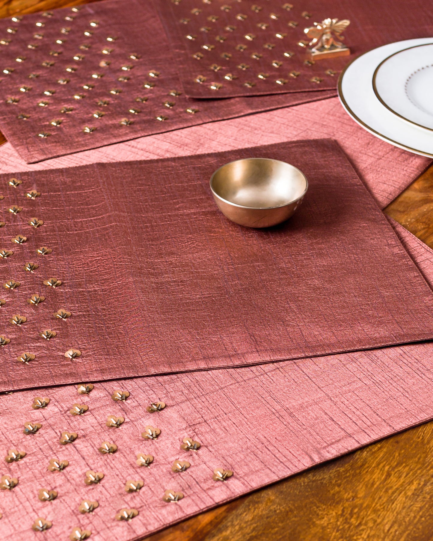 Silk Table Mats with A Runner