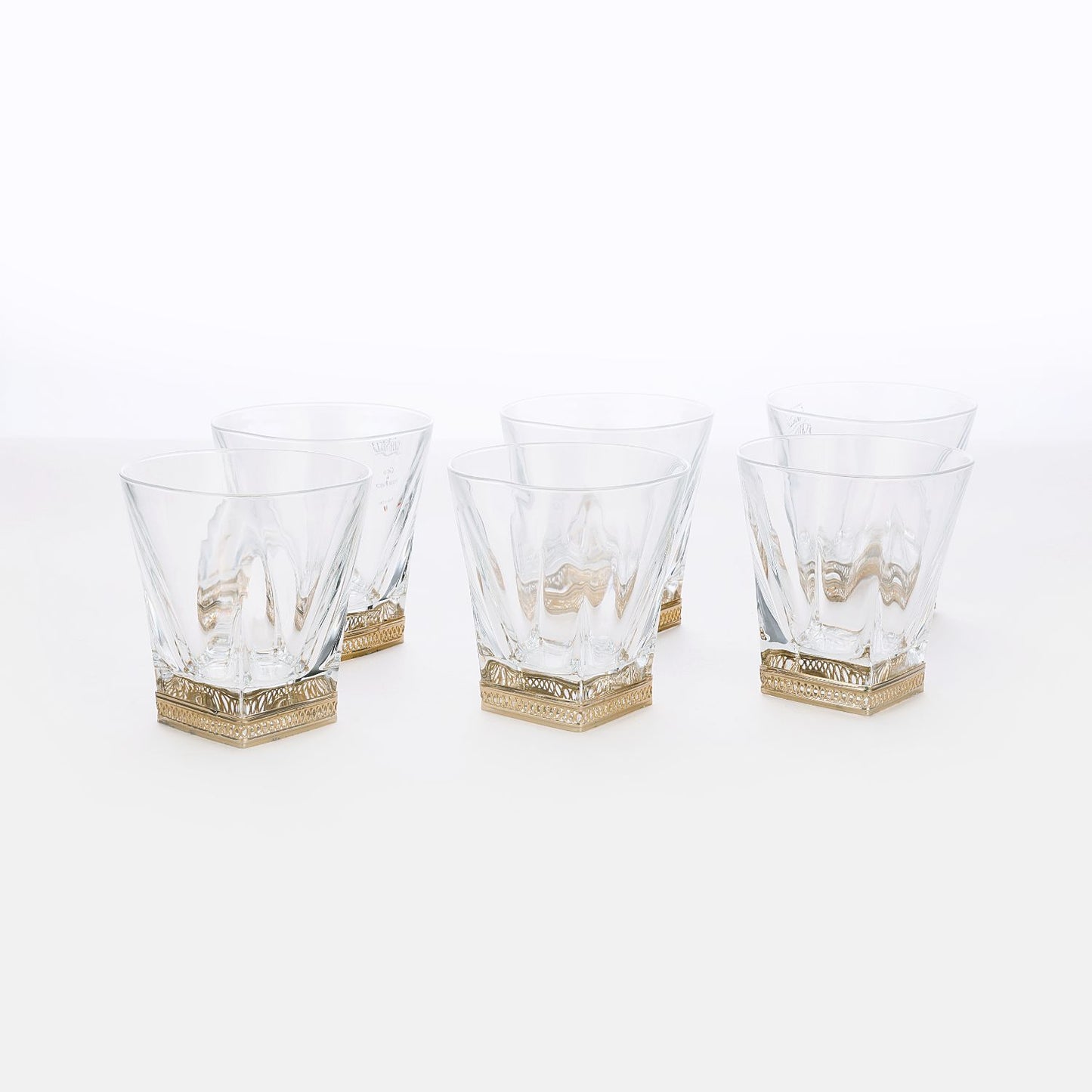 V Shape Whiskey Glass With Golden Detail