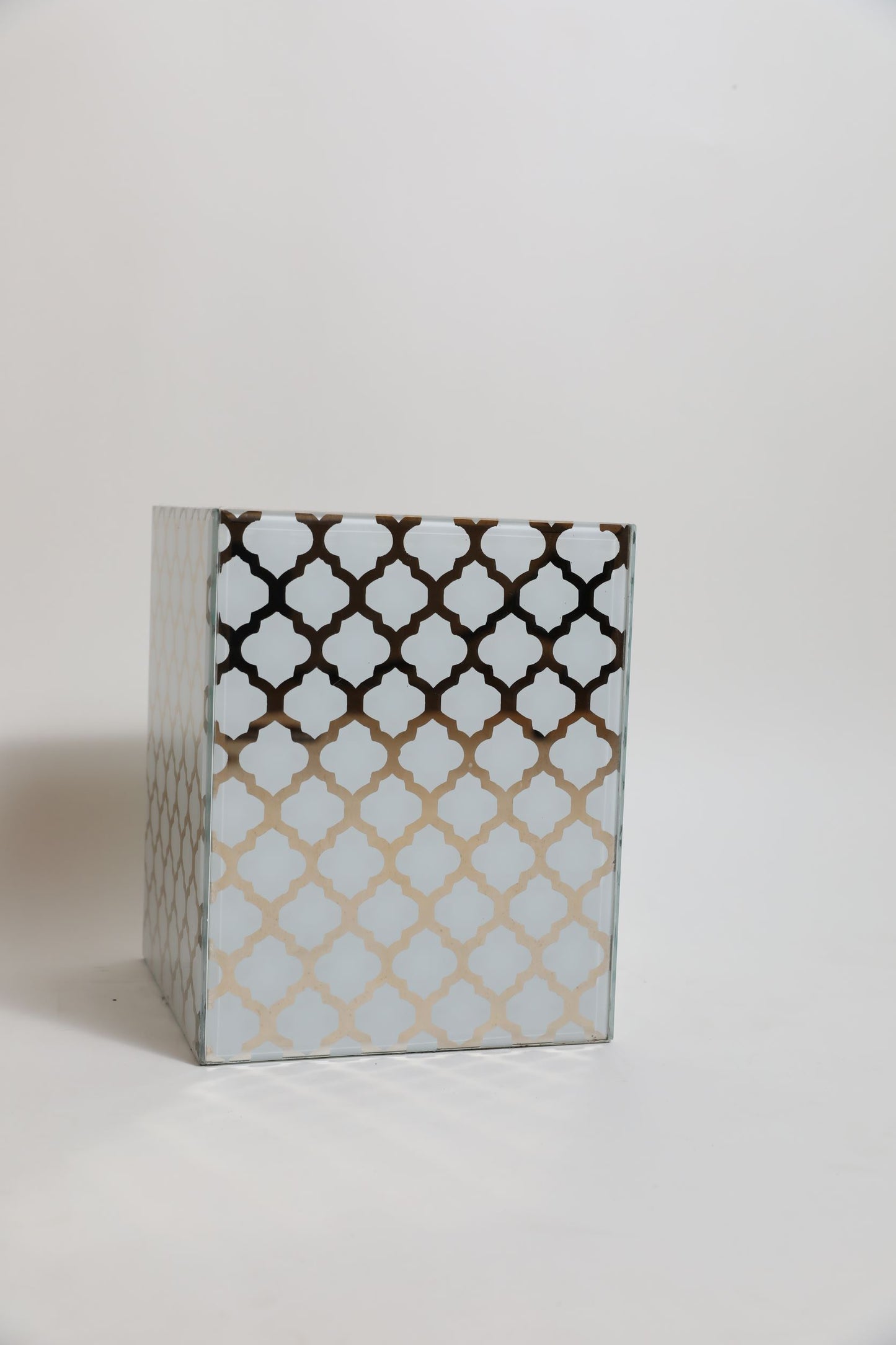 Damask white dustbin